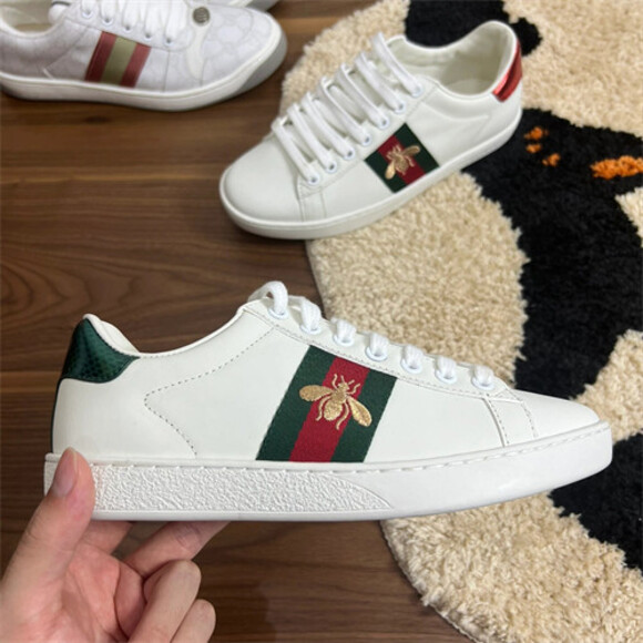 Gucci classic bee white shoes - Picture 4 of 5